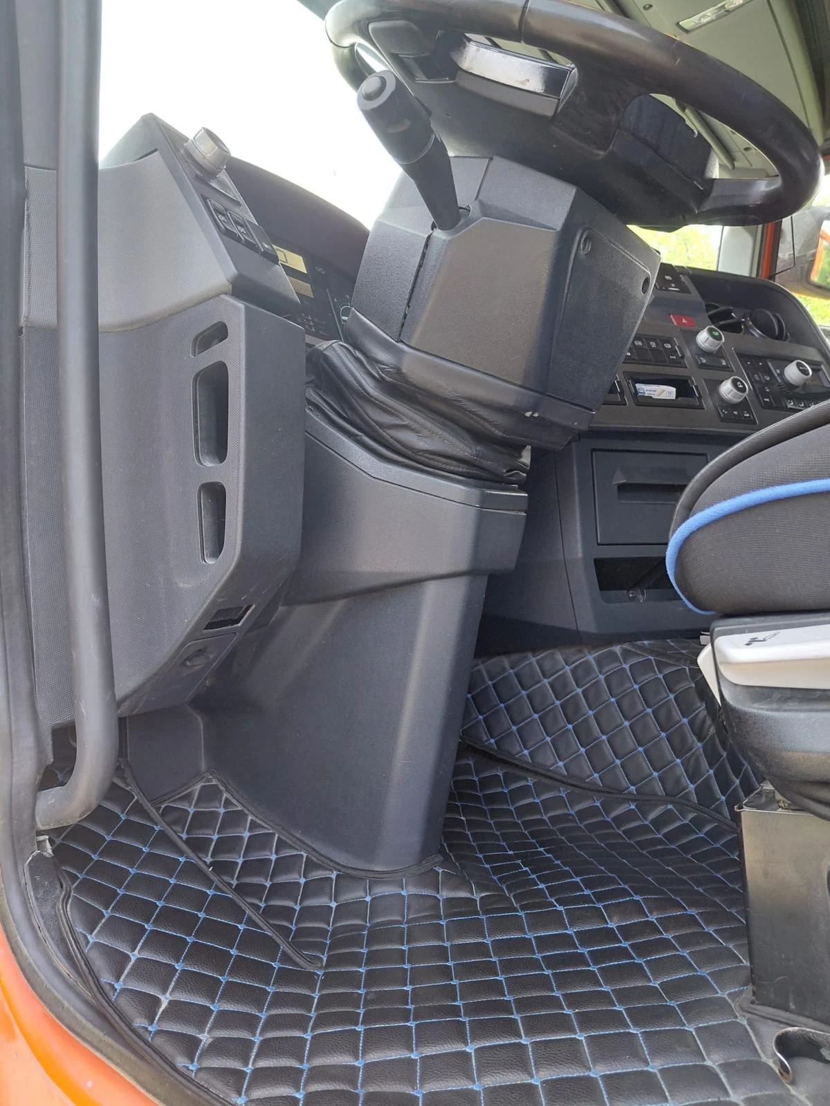 2015 MODEL  RENAULT   T 460