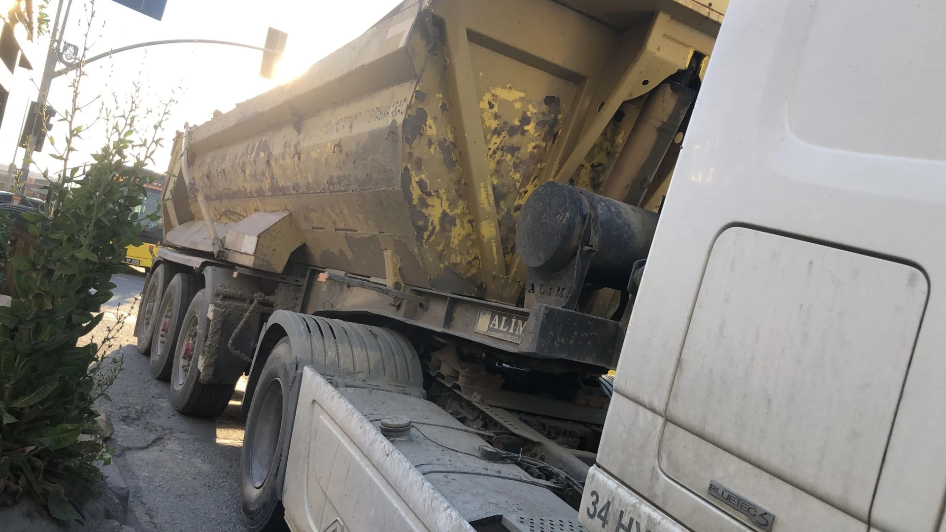 2012 MERCEDES ACTROS 1841